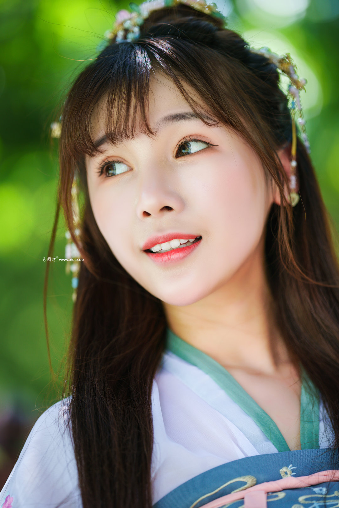 [YITUYU艺图语]2023.05.06 长袖善舞，终于拍到会跳舞的小姐姐 沐妍[33+1P]