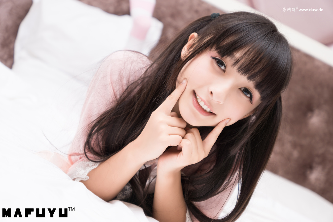 NO.005 神楽坂真冬 - 粉白条纹系列 NO.005 神楽坂真冬 - 粉白条纹系列