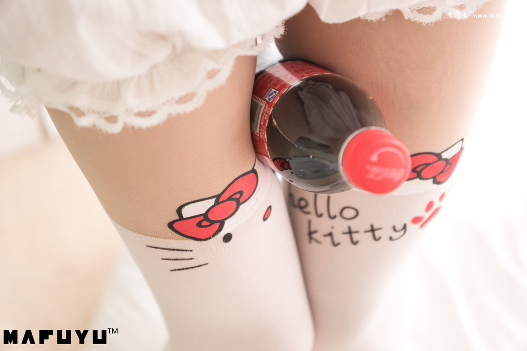 NO.014 神楽坂真冬 - 猫爪白丝系列(含视频) NO.014 神楽坂真冬 - 猫爪白丝系列(含视频)