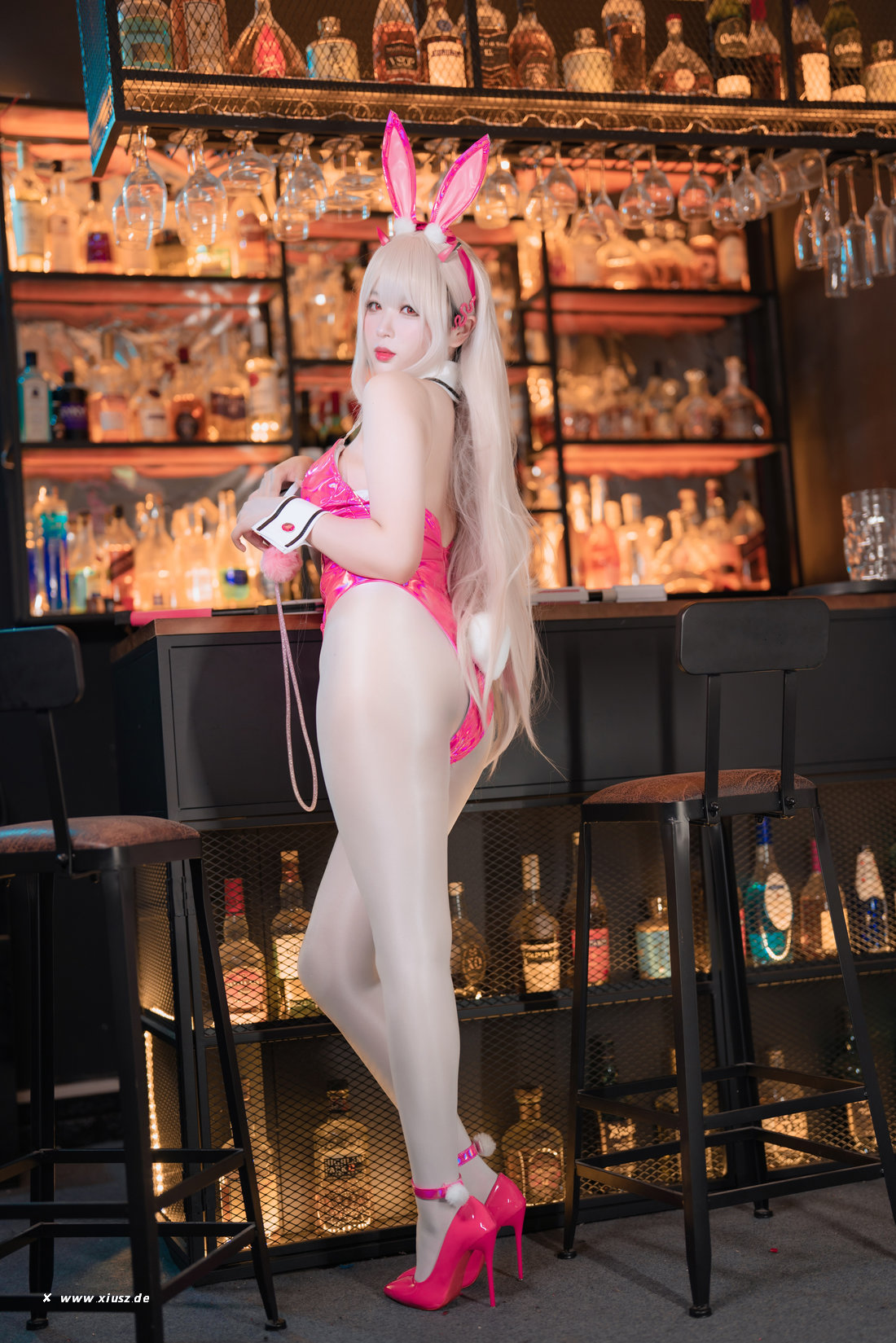 轩萧学姐 – NO.071 胜利女神 毒蛇兔女郎 [105P]