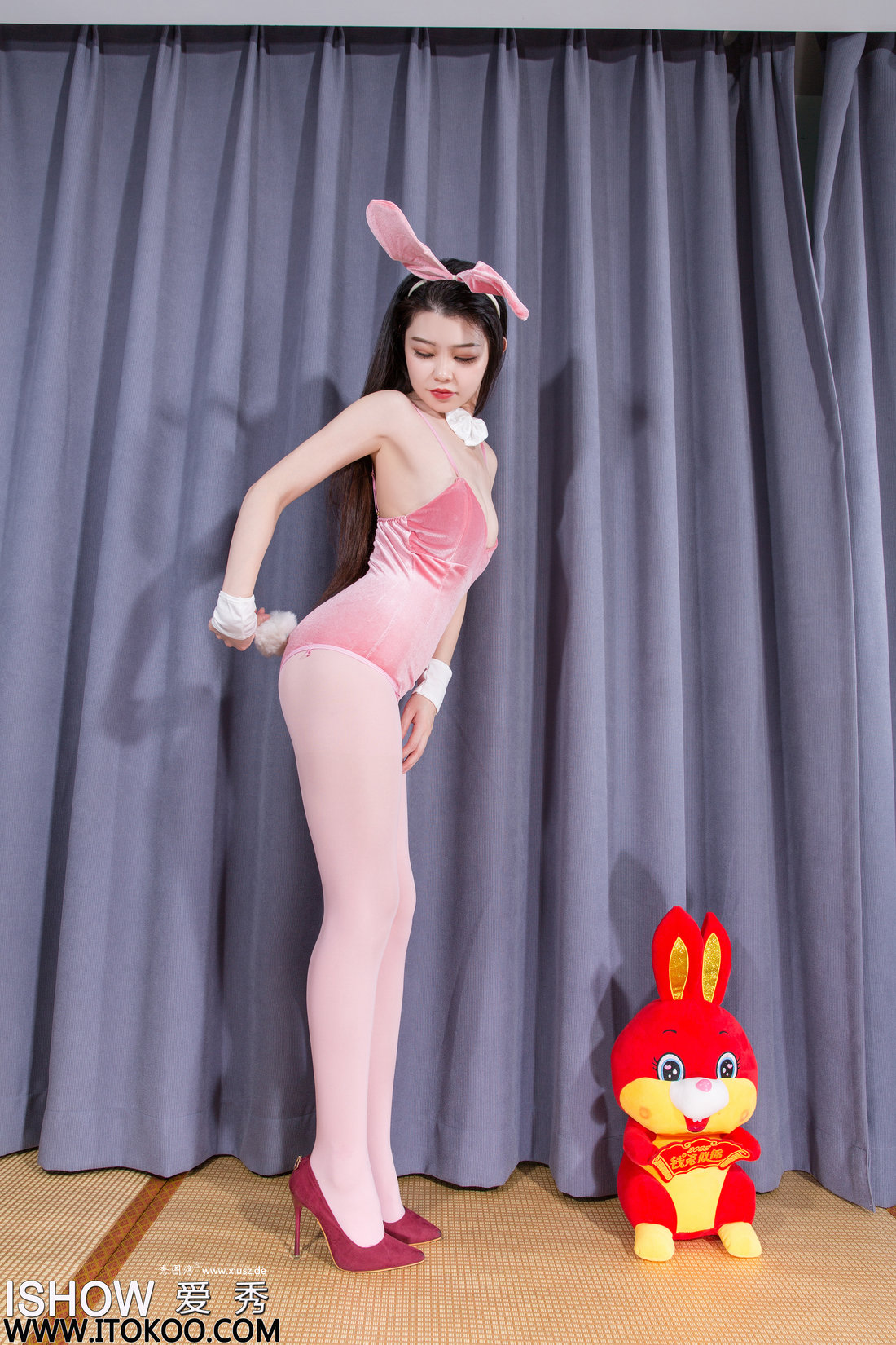 [ISHOW爱秀] 2023.02.05 No.350 林沐沐Liny[32+1P]