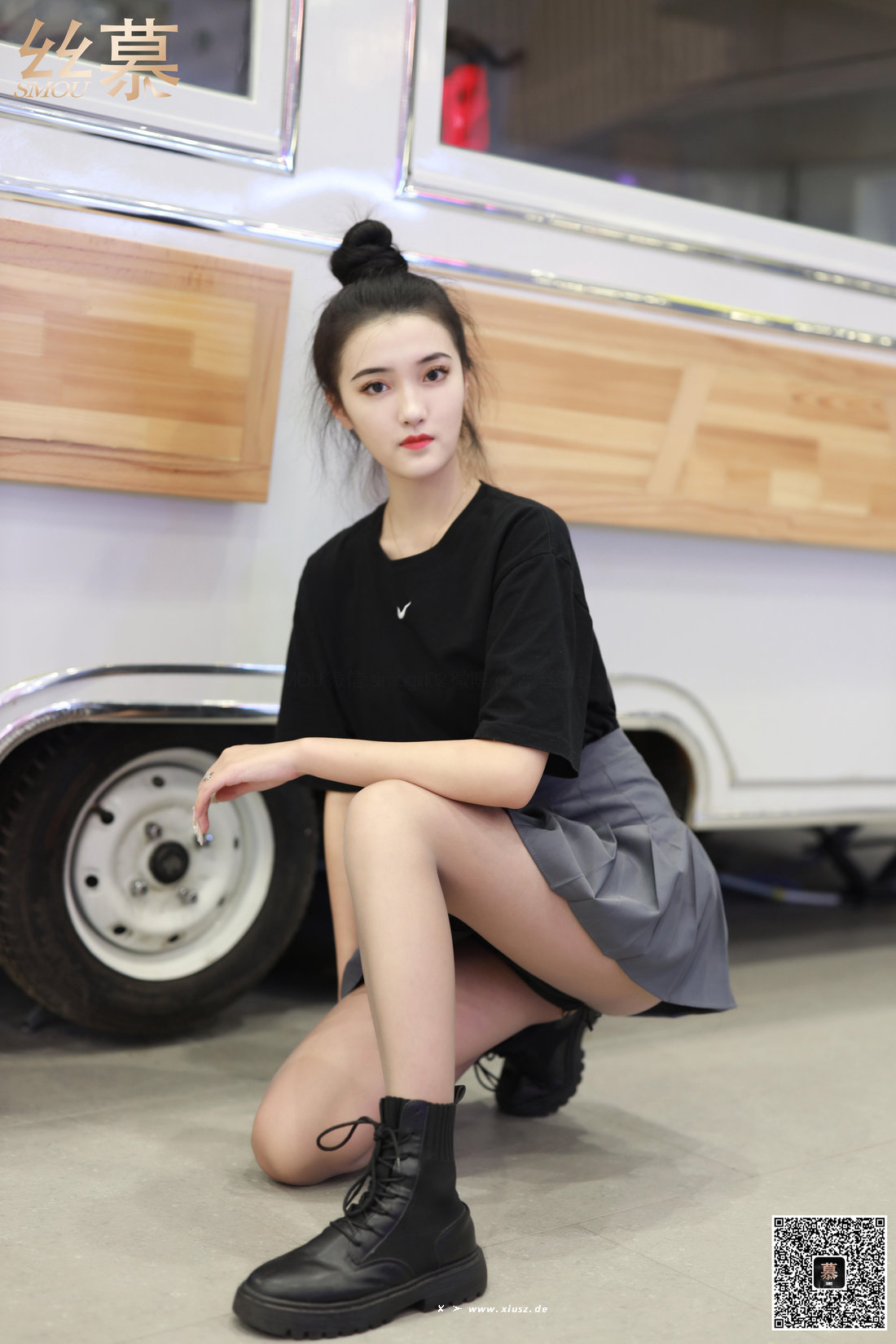 丝慕写真 SM332 紫宁《靴控体验》 丝慕写真 SM332 紫宁《靴控体验》