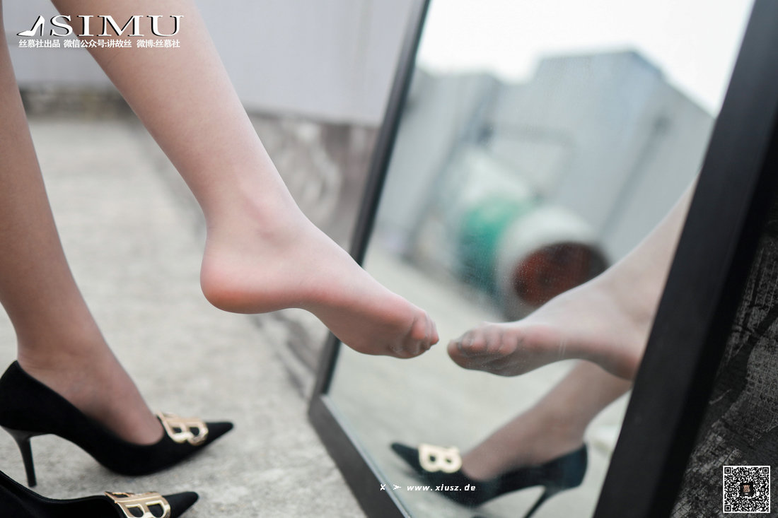 丝慕写真 SM216 诗晴-天台玩耍的诗晴 丝慕写真 SM216 诗晴-天台玩耍的诗晴