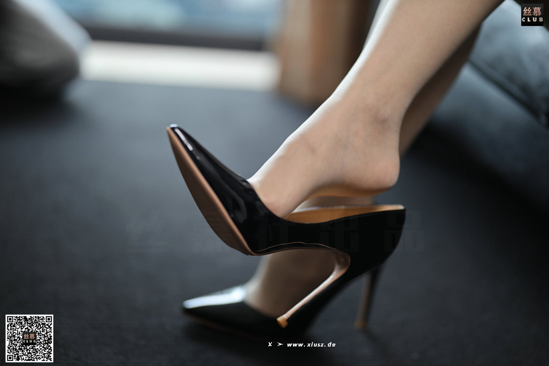 丝慕写真 SM114 佳佳 《白领的衬衫扣》 丝慕写真 SM114 佳佳 《白领的衬衫扣》