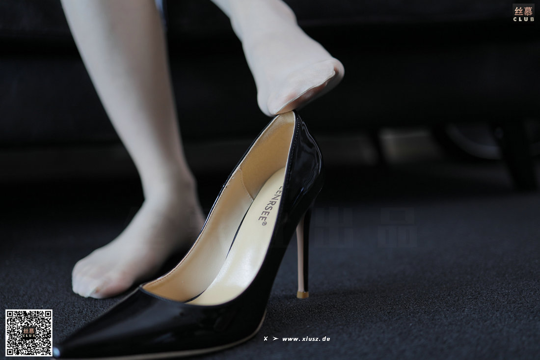 丝慕写真 SM114 佳佳 《白领的衬衫扣》 丝慕写真 SM114 佳佳 《白领的衬衫扣》