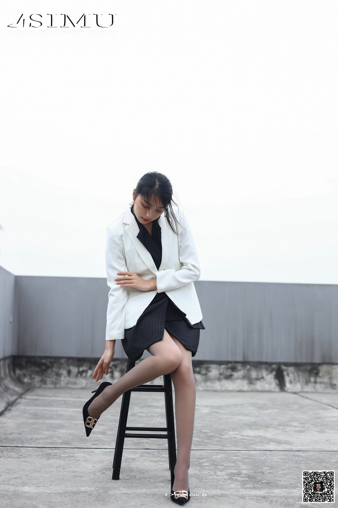 丝慕写真 SM216 诗晴-天台玩耍的诗晴 丝慕写真 SM216 诗晴-天台玩耍的诗晴