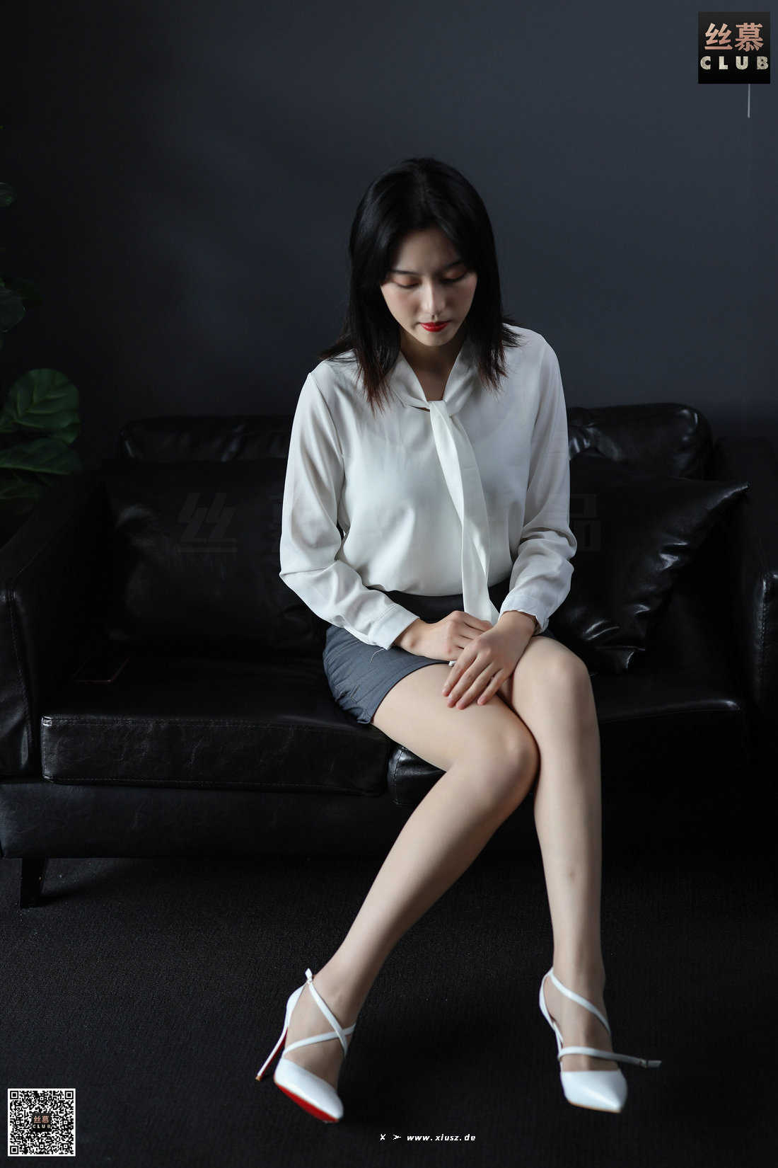 丝慕写真 SM112 新模 《白色高跟鞋》 丝慕写真 SM112 新模 《白色高跟鞋》