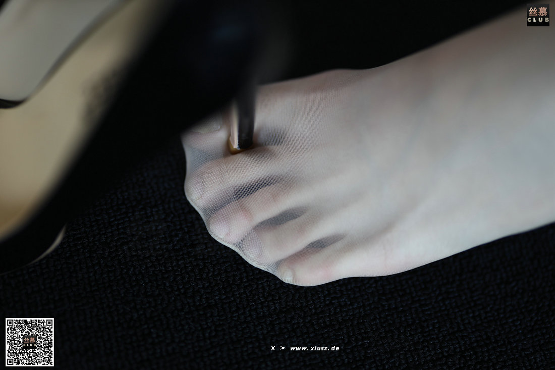 丝慕写真 SM114 佳佳 《白领的衬衫扣》 丝慕写真 SM114 佳佳 《白领的衬衫扣》