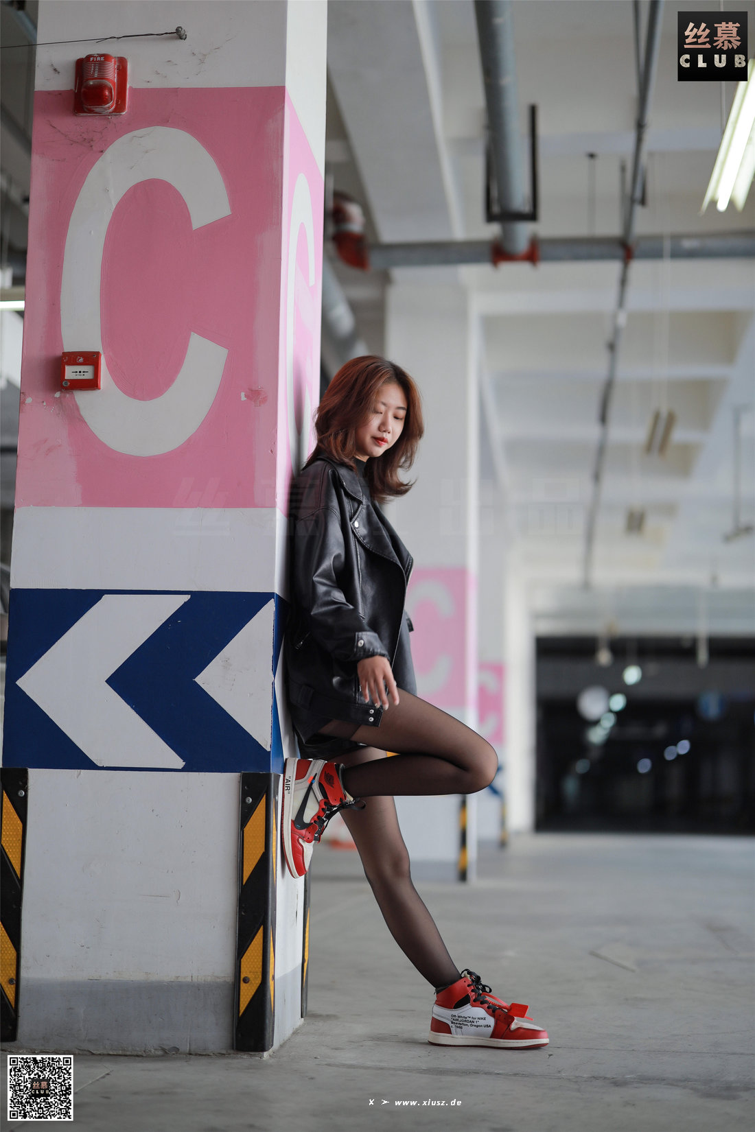 丝慕写真 SM111 米朵 《AJ辣妹》 丝慕写真 SM111 米朵 《AJ辣妹》