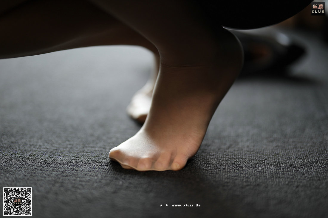 丝慕写真 SM114 佳佳 《白领的衬衫扣》 丝慕写真 SM114 佳佳 《白领的衬衫扣》