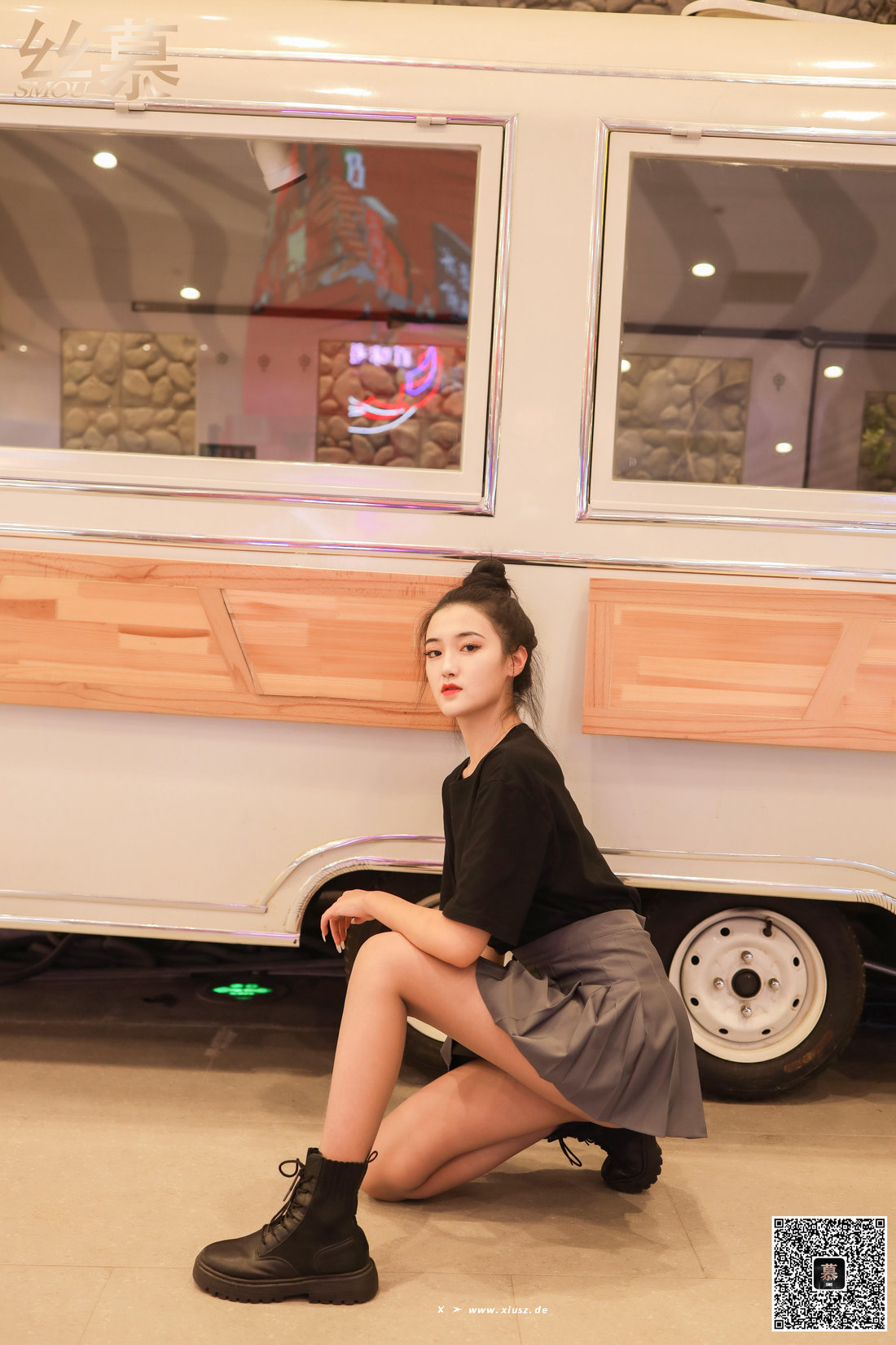 丝慕写真 SM332 紫宁《靴控体验》 丝慕写真 SM332 紫宁《靴控体验》