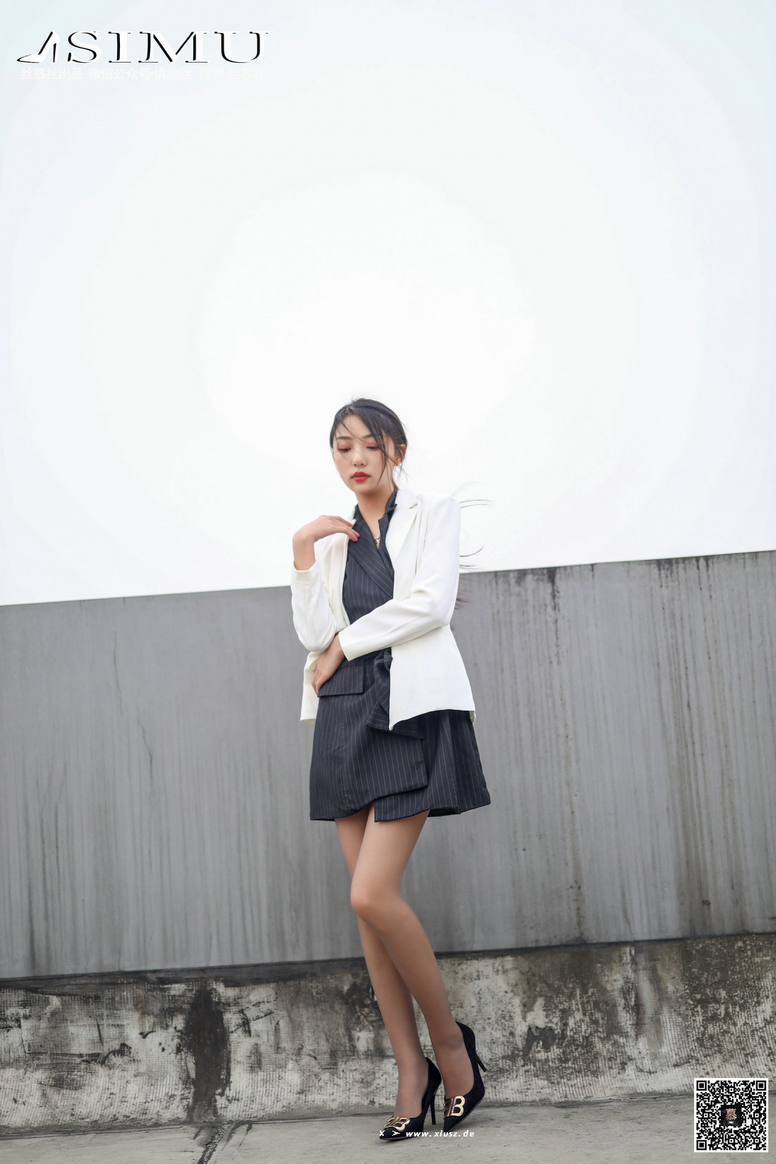 丝慕写真 SM216 诗晴-天台玩耍的诗晴 丝慕写真 SM216 诗晴-天台玩耍的诗晴