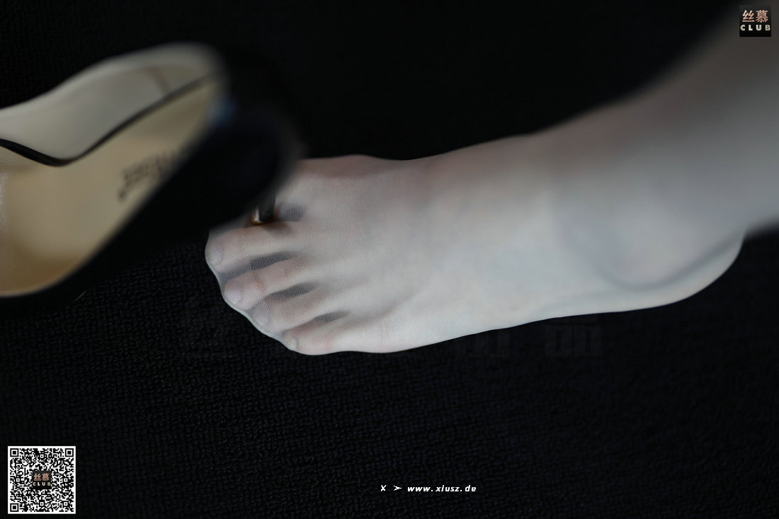 丝慕写真 SM114 佳佳 《白领的衬衫扣》 丝慕写真 SM114 佳佳 《白领的衬衫扣》