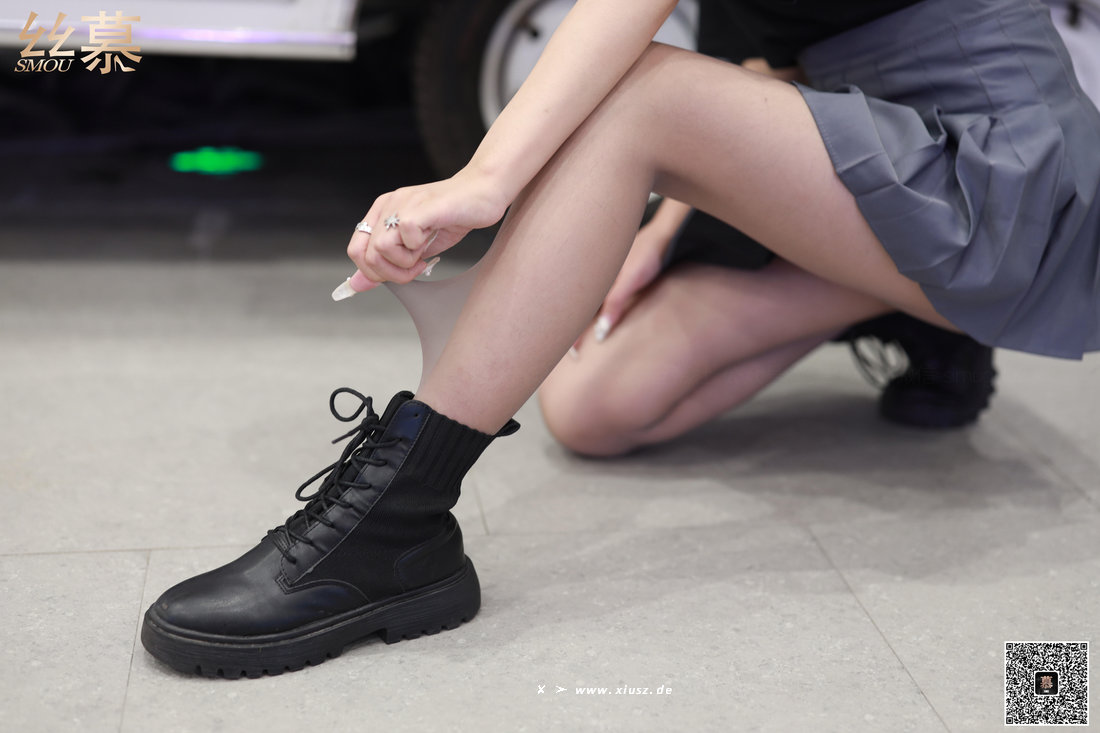 丝慕写真 SM332 紫宁《靴控体验》 丝慕写真 SM332 紫宁《靴控体验》