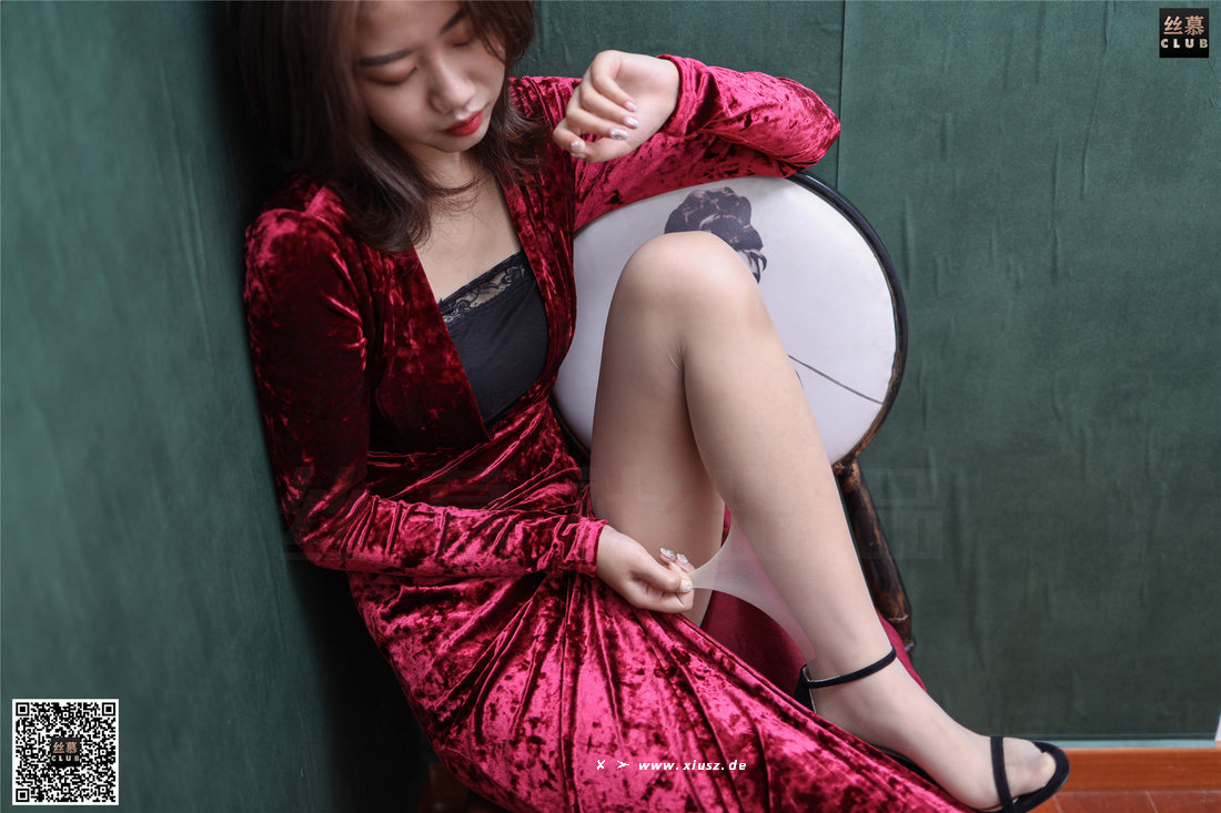 丝慕写真 SM116 米朵 《女王的战衣》 丝慕写真 SM116 米朵 《女王的战衣》