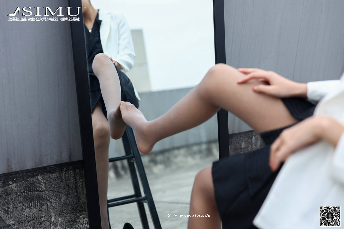 丝慕写真 SM216 诗晴-天台玩耍的诗晴 丝慕写真 SM216 诗晴-天台玩耍的诗晴